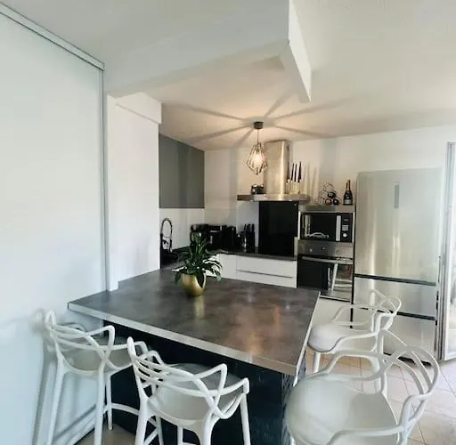 Le Nicol's-piscine-parking-wifi-clim Apartment *